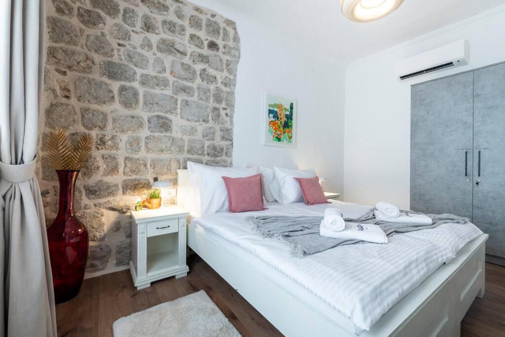Flora-Heartbeat Old City Three Bedrooms Apartment Dubrovník Exteriér fotografie