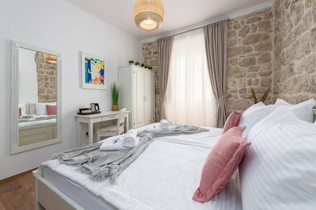 Flora-Heartbeat Old City Three Bedrooms Apartment Dubrovník Exteriér fotografie